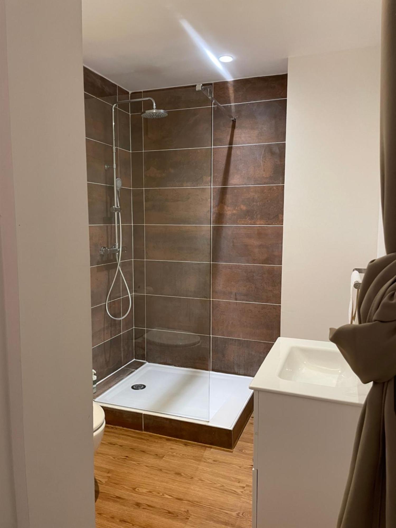 Hebergement Ornano Bordeaux Bagian luar foto